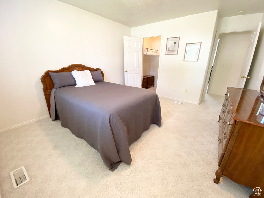 1804 W 1975 S Syracuse, UT 84075