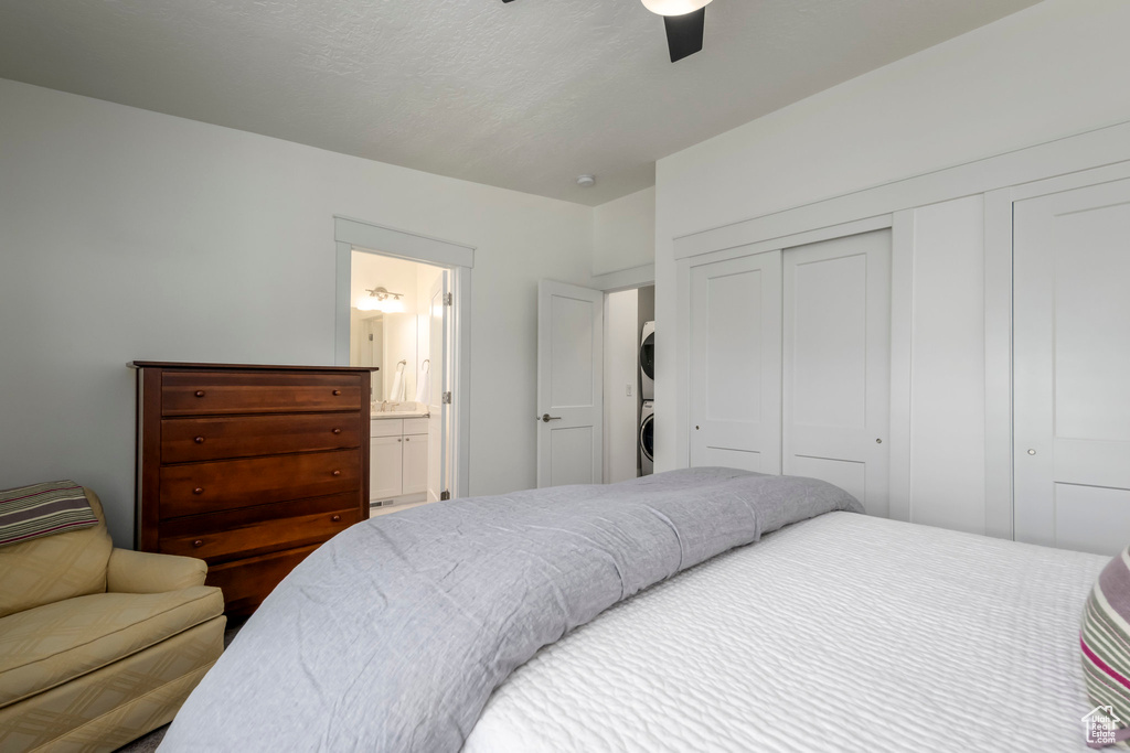 10465 S BEETDIGGER BLVD Sandy, UT 84070