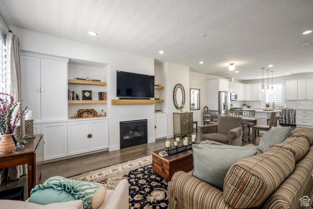 10465 S BEETDIGGER BLVD Sandy, UT 84070