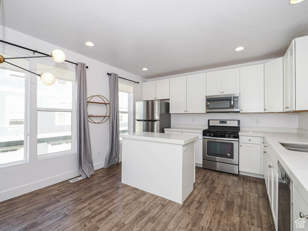 1792 W DALMENY WAY Riverton, UT 84065