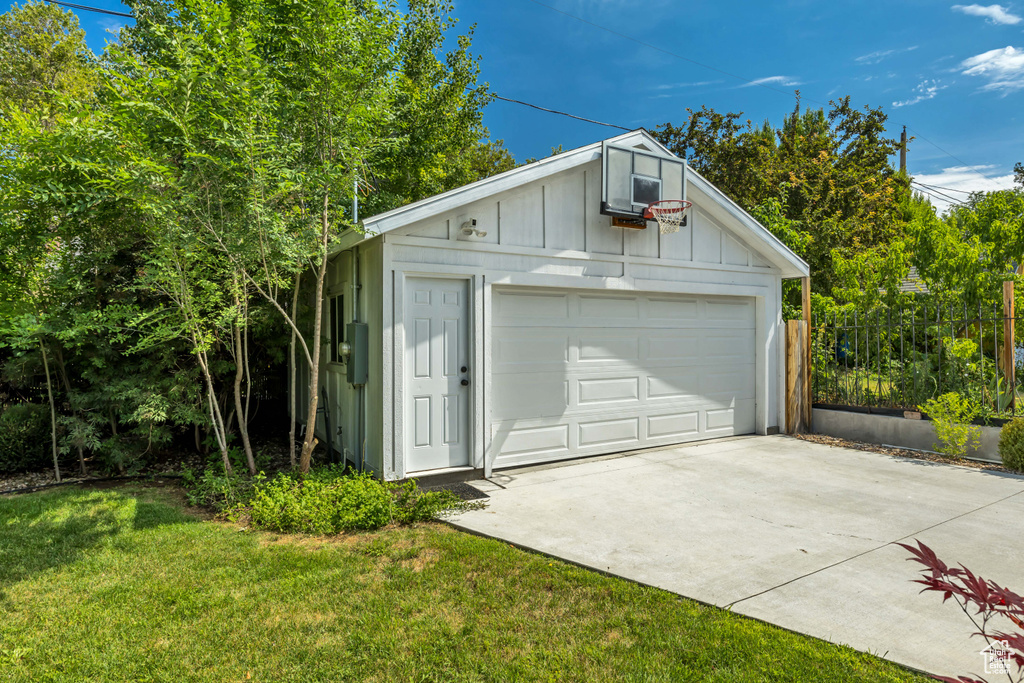1381 E 1300 S Salt Lake City, UT 84105
