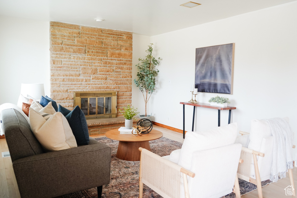 Photo 3 for MLS #2098040 at 1920 E 7130 South