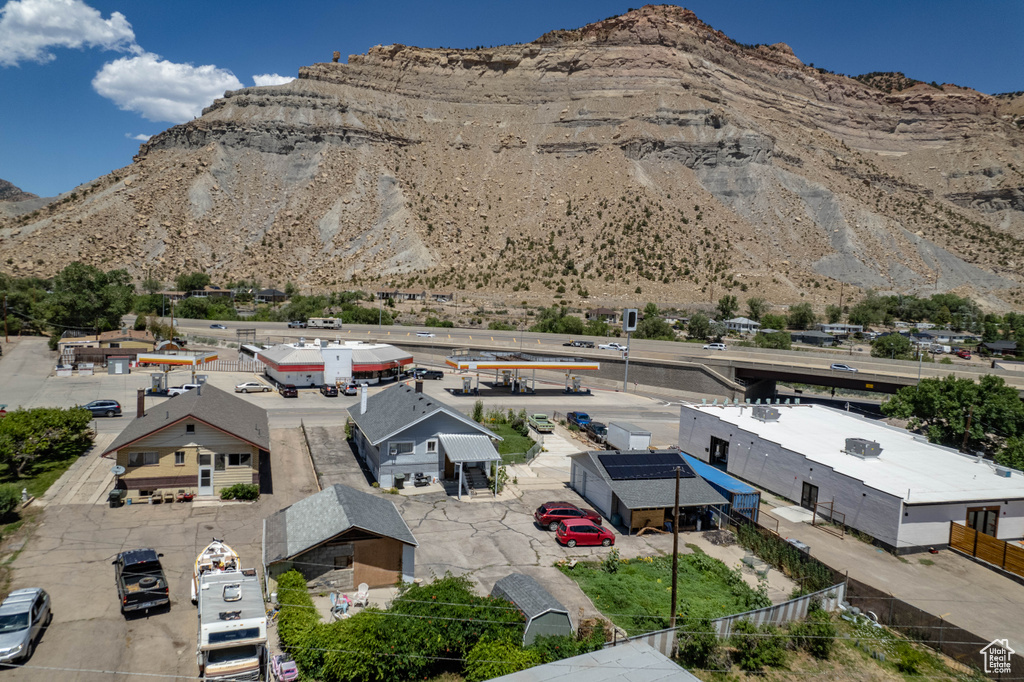 169 N MAIN ST Helper, UT 84526