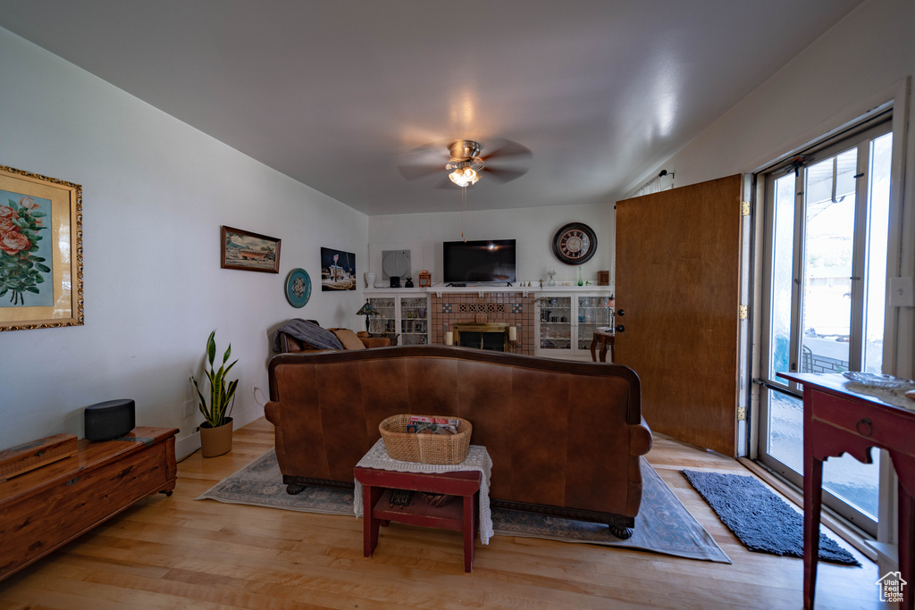 169 N MAIN ST Helper, UT 84526