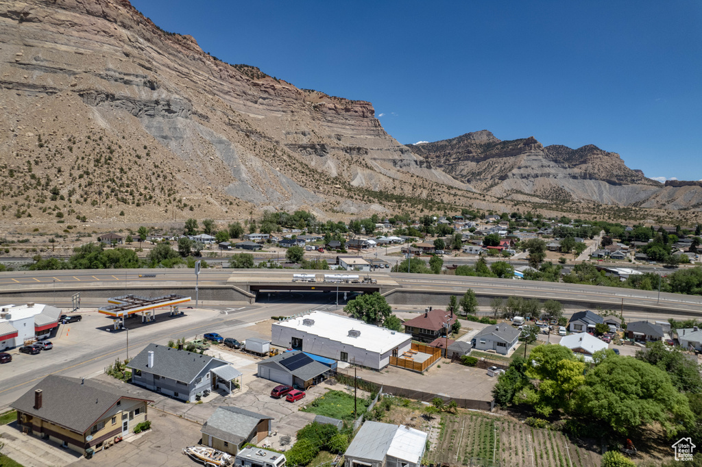169 N MAIN ST Helper, UT 84526
