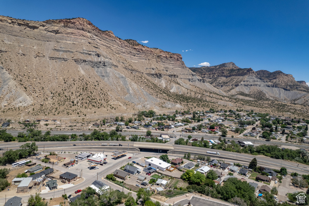 169 N MAIN ST Helper, UT 84526
