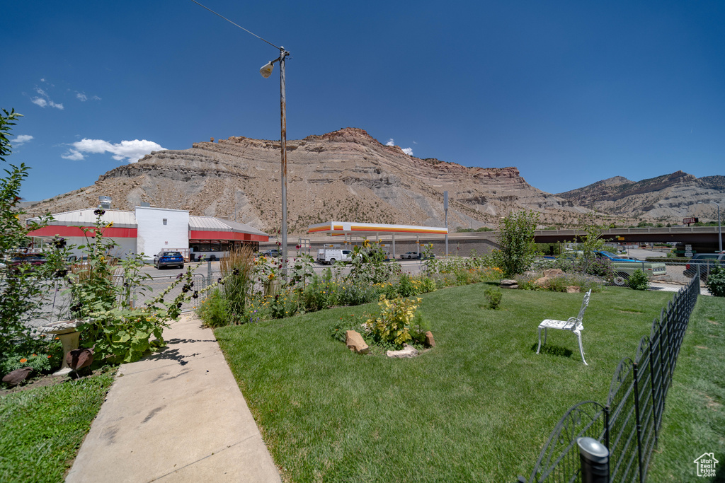 169 N MAIN ST Helper, UT 84526