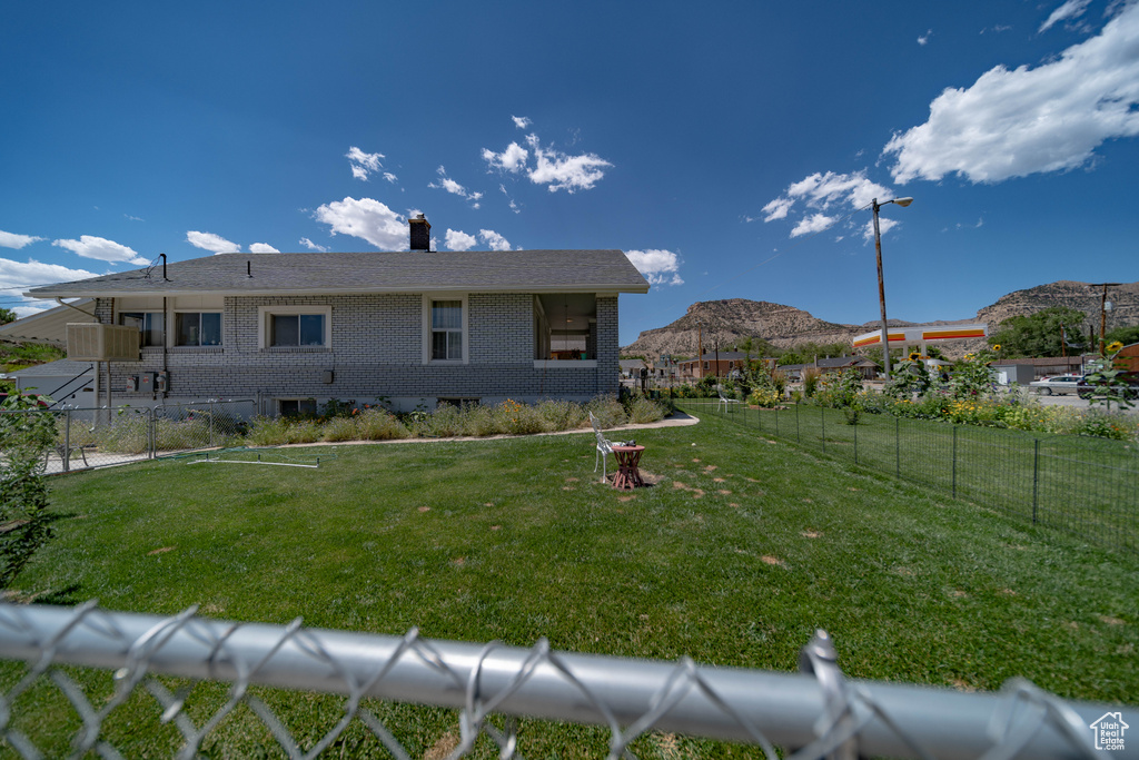 169 N MAIN ST Helper, UT 84526