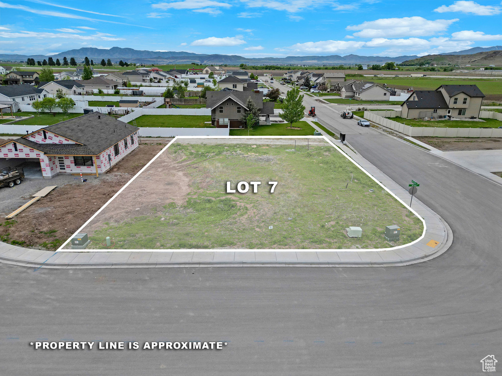 488 S 30 E Franklin, ID 83237