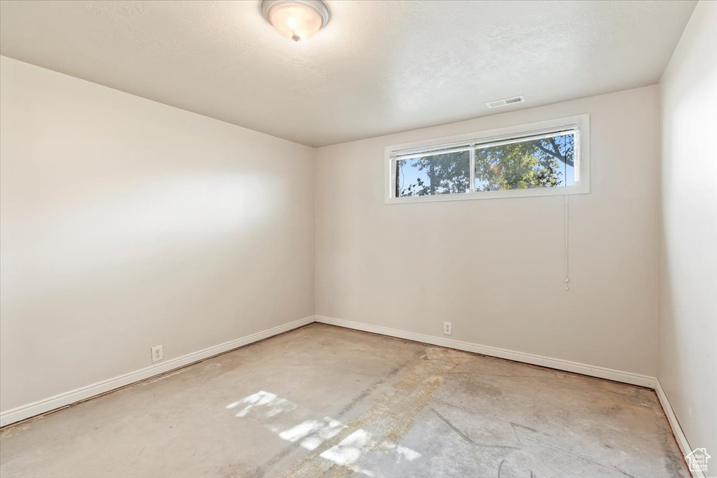 7738 S 2700 W West Jordan, UT 84084