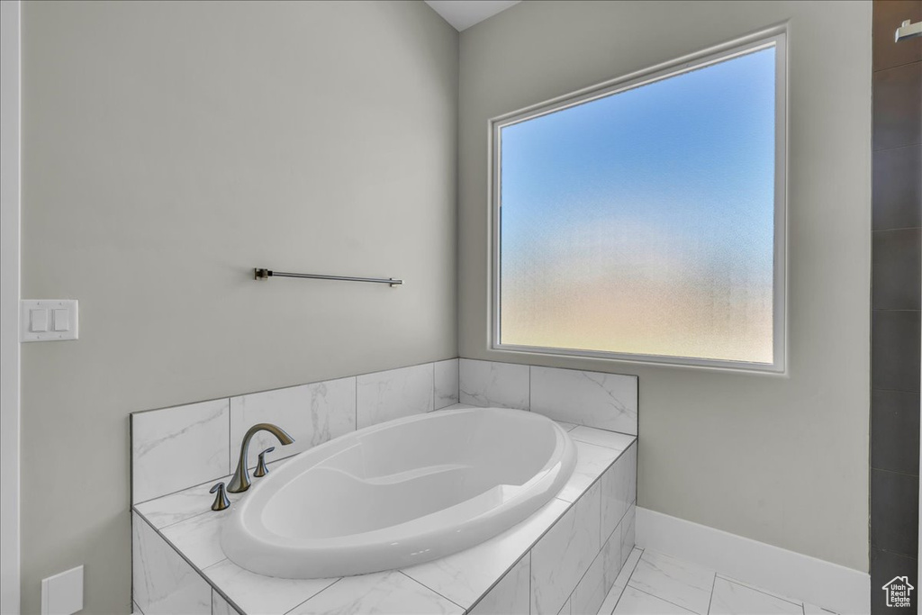 Photo 20 for MLS #2098069 at 2249 E Fieldstone Cir
