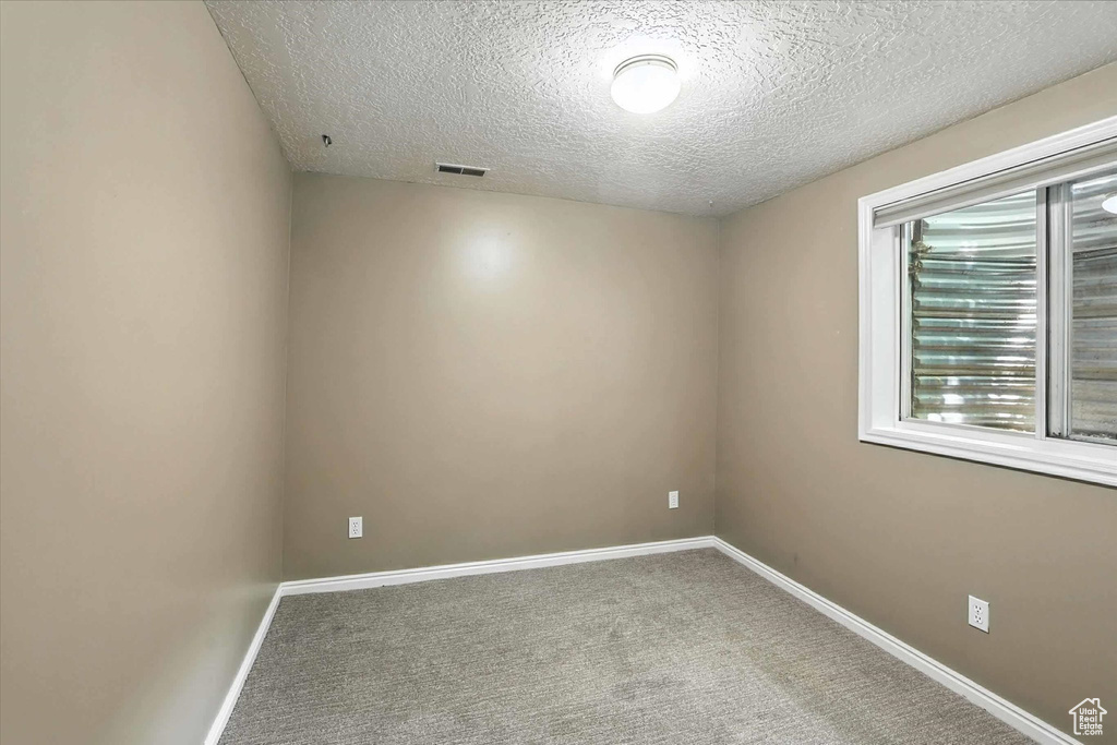 1298 EASTRIDGE CIR Logan, UT 84321