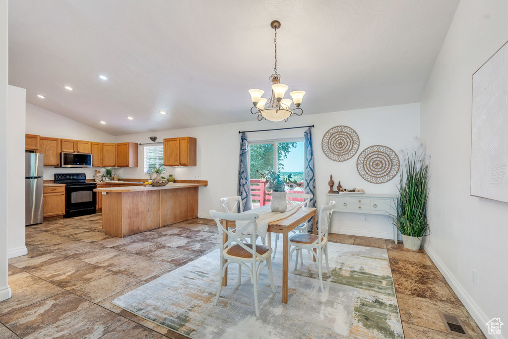 1435 N SPRING MOUNTAIN Springville, UT 84663