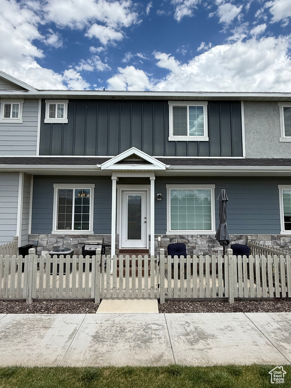 7579 N COTTAGE LN Eagle Mountain, UT 84005