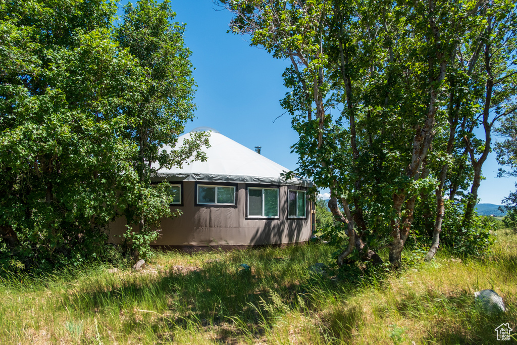 View of home's exterior