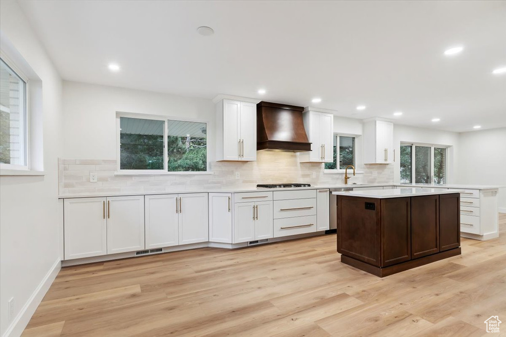 1518 S CANTERBURY DR Salt Lake City, UT 84108