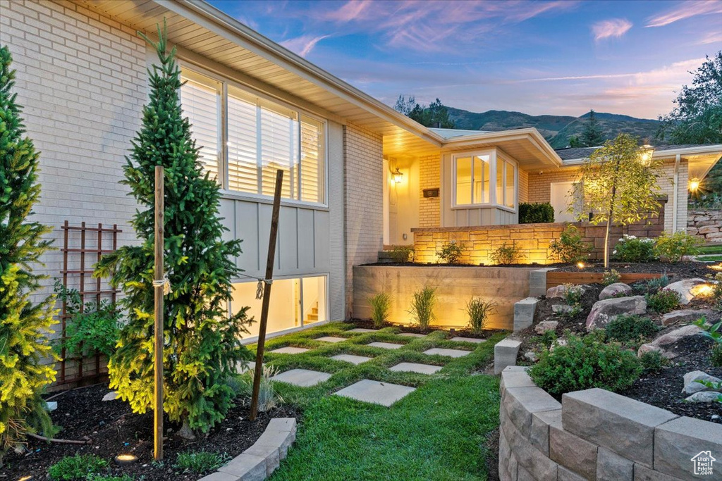 1518 S CANTERBURY DR Salt Lake City, UT 84108