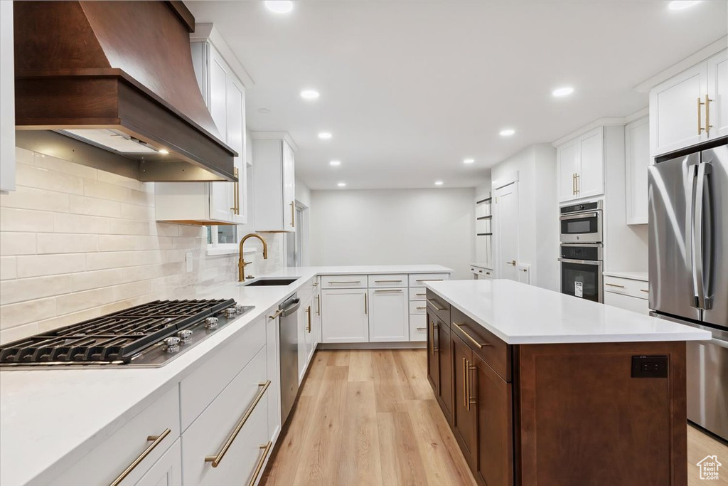 1518 S CANTERBURY DR Salt Lake City, UT 84108