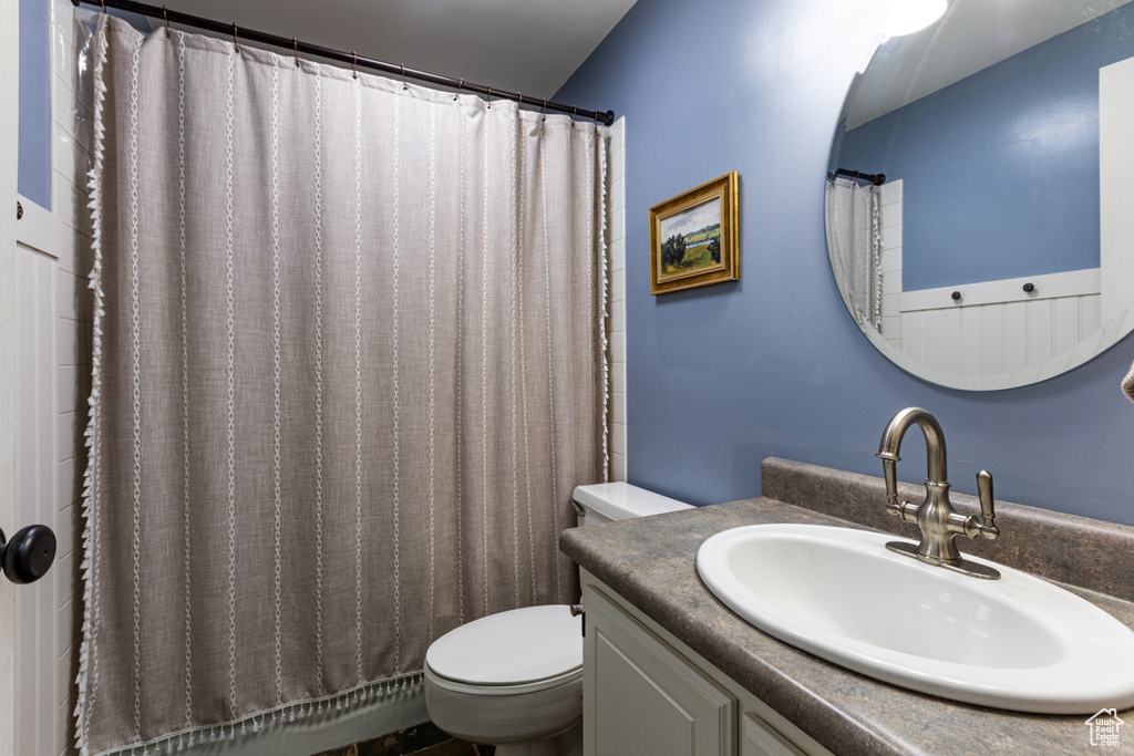 453 SHERIDAN CIR Centerville, UT 84014