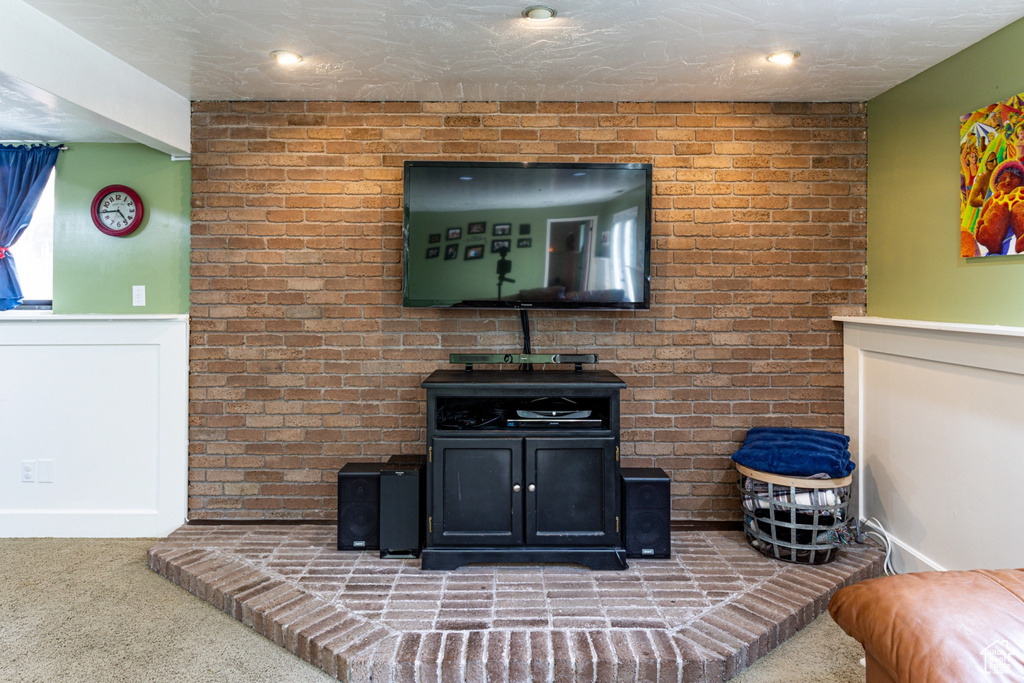 453 SHERIDAN CIR Centerville, UT 84014
