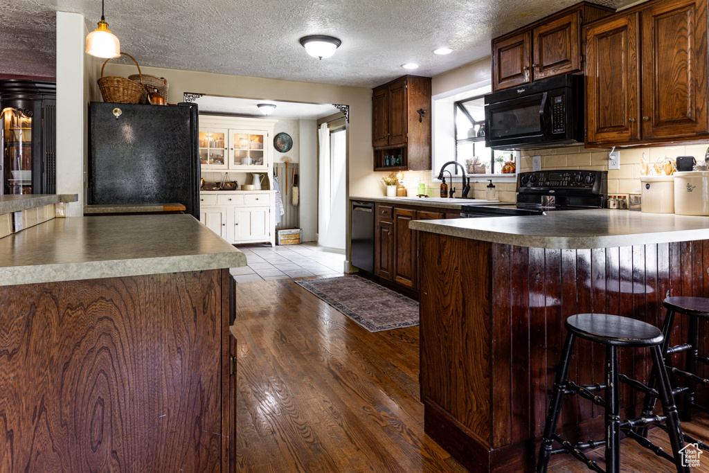 453 SHERIDAN CIR Centerville, UT 84014