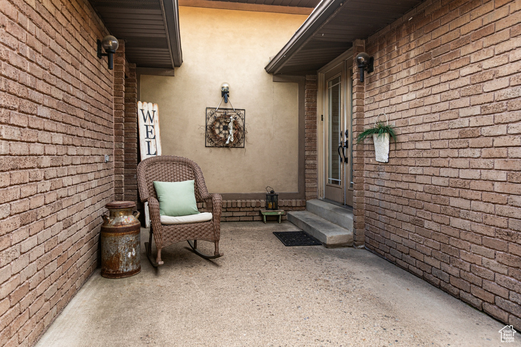 453 SHERIDAN CIR Centerville, UT 84014