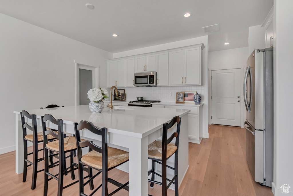 169 E VOLUNTEER DR Spanish Fork, UT 84660