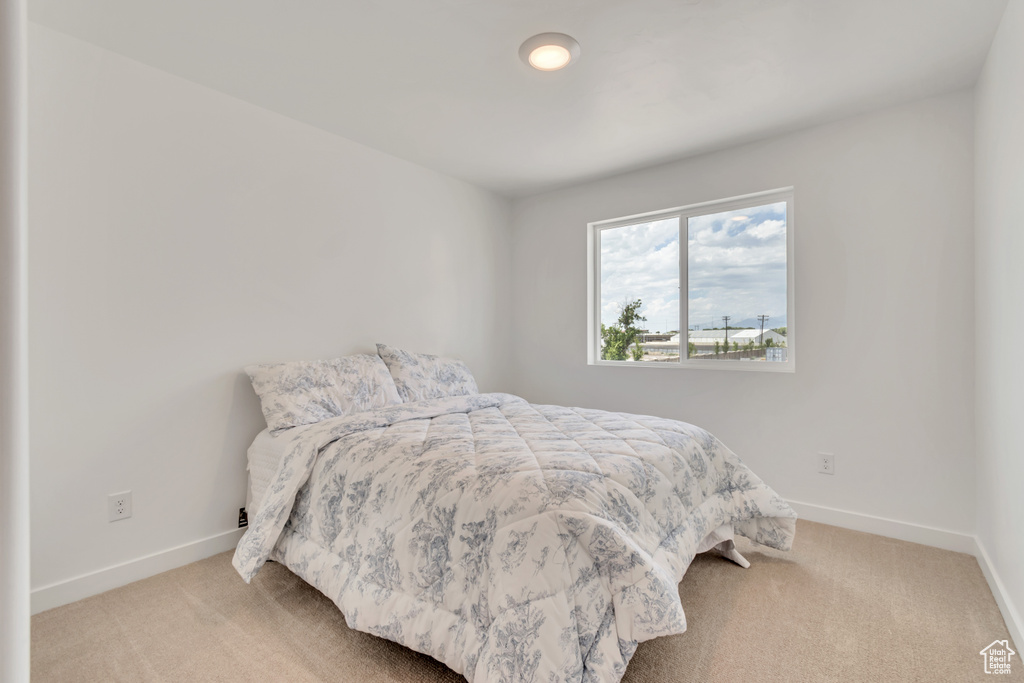 169 E VOLUNTEER DR Spanish Fork, UT 84660