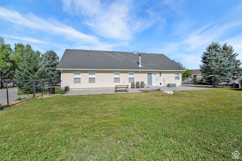 3112 N PELICAN DR Farr West, UT 84404