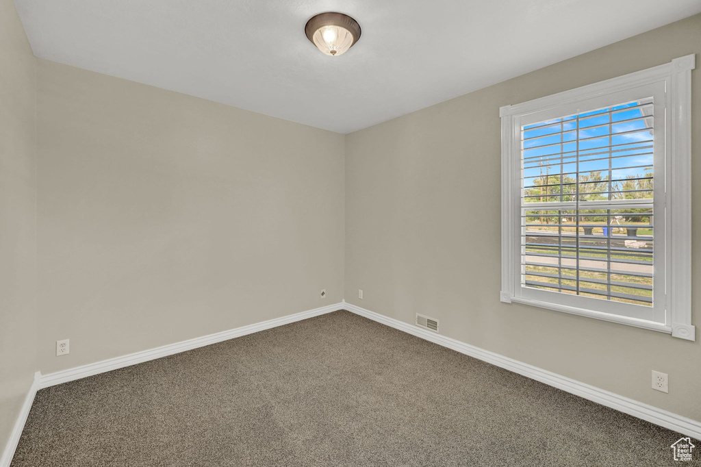 3112 N PELICAN DR Farr West, UT 84404
