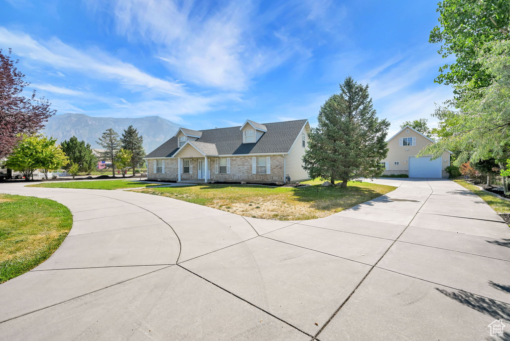 3112 N PELICAN DR Farr West, UT 84404