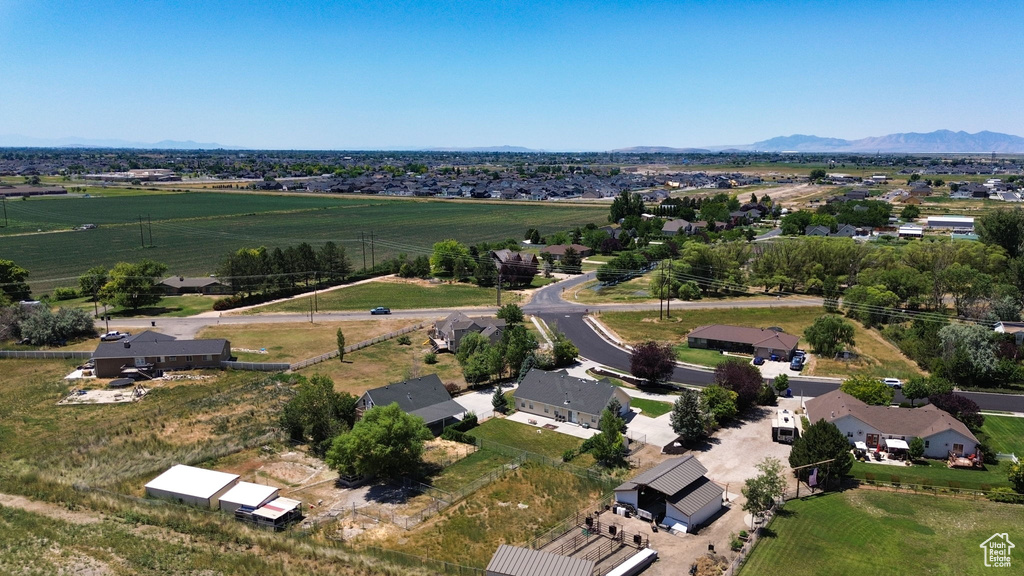 3112 N PELICAN DR Farr West, UT 84404