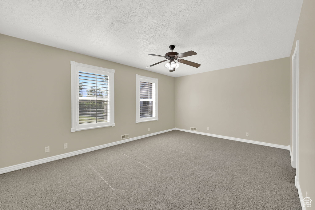 3112 N PELICAN DR Farr West, UT 84404