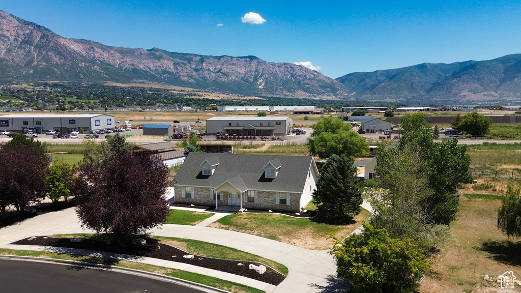3112 N PELICAN DR Farr West, UT 84404