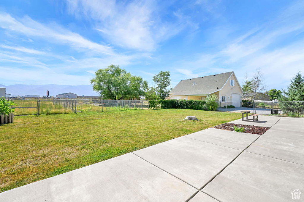 3112 N PELICAN DR Farr West, UT 84404