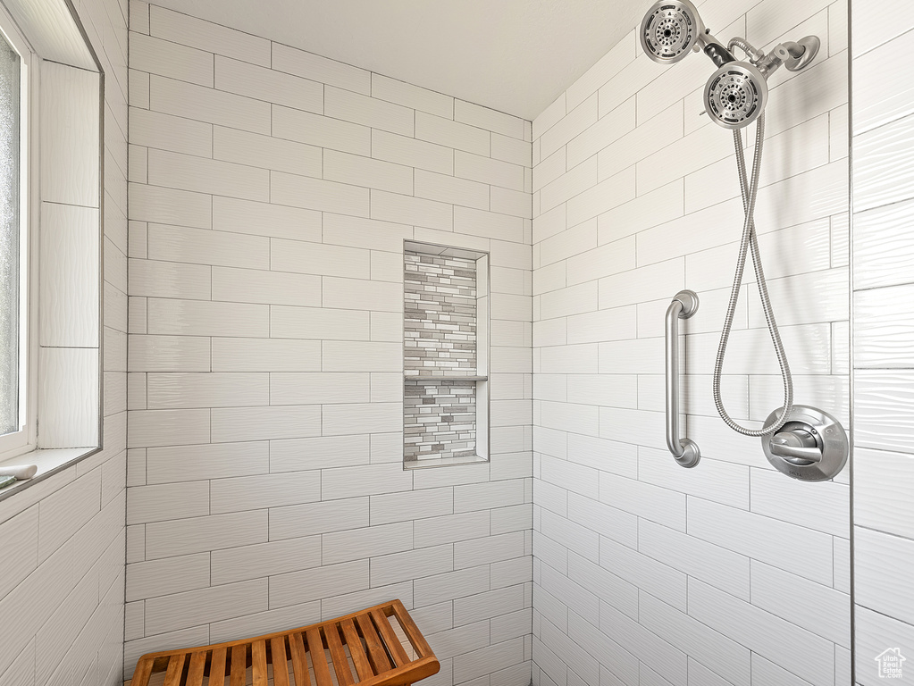 Bathroom with a tile shower