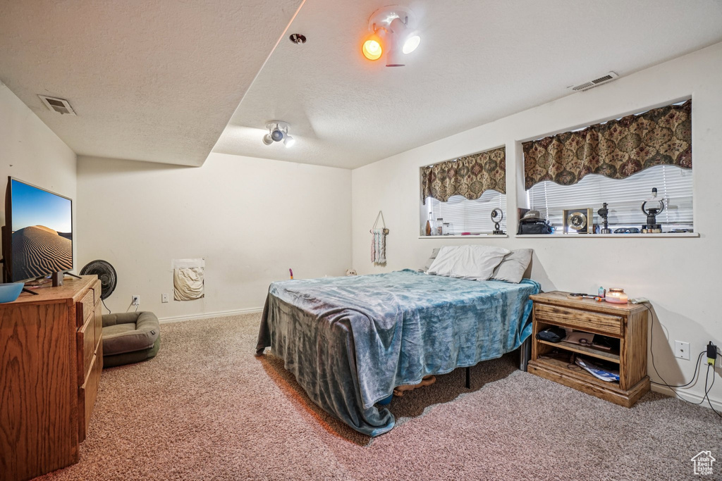 1089 W 2700 S Syracuse, UT 84075