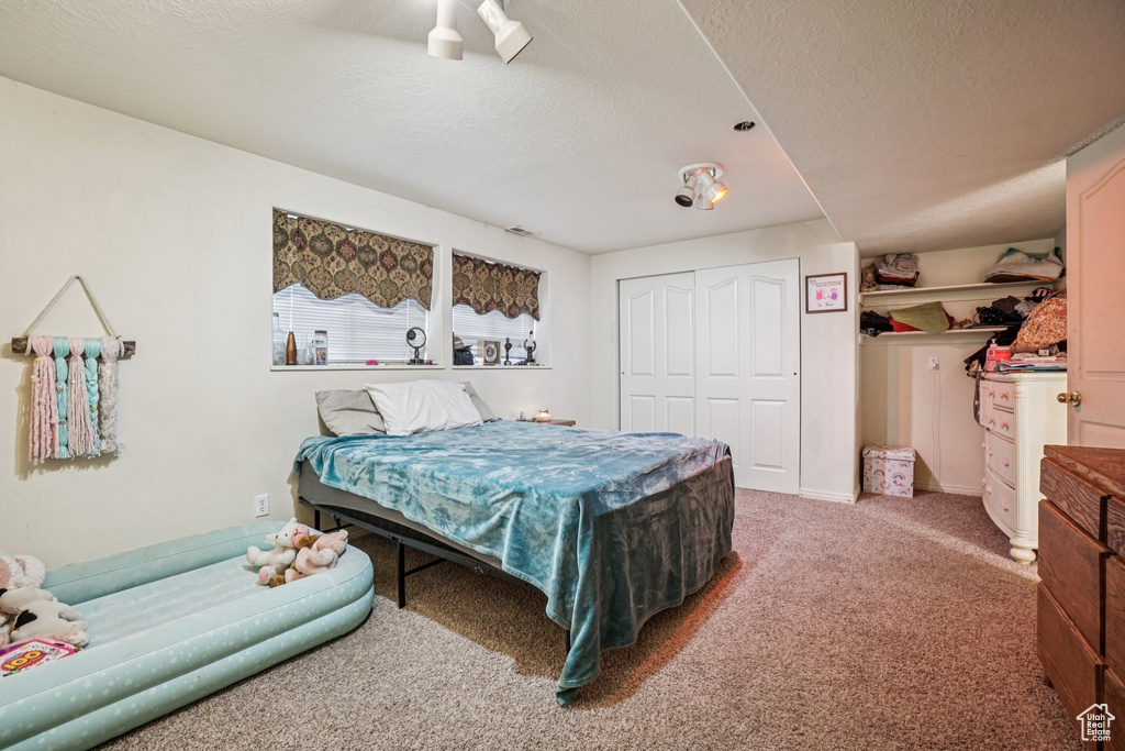 1089 W 2700 S Syracuse, UT 84075