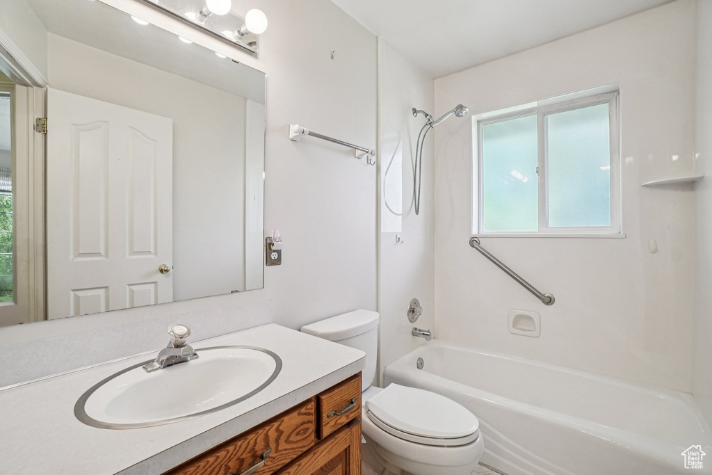 1089 W 2700 S Syracuse, UT 84075