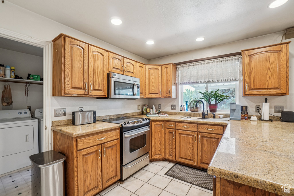 1089 W 2700 S Syracuse, UT 84075