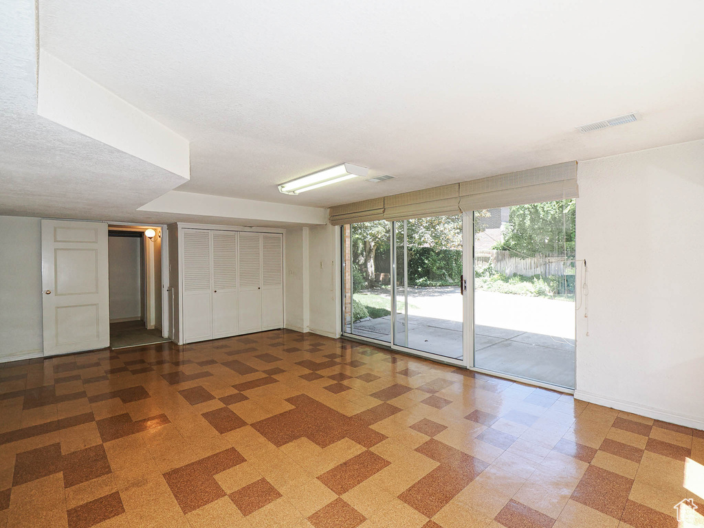 4893 S REGENCY ST Holladay, UT 84117