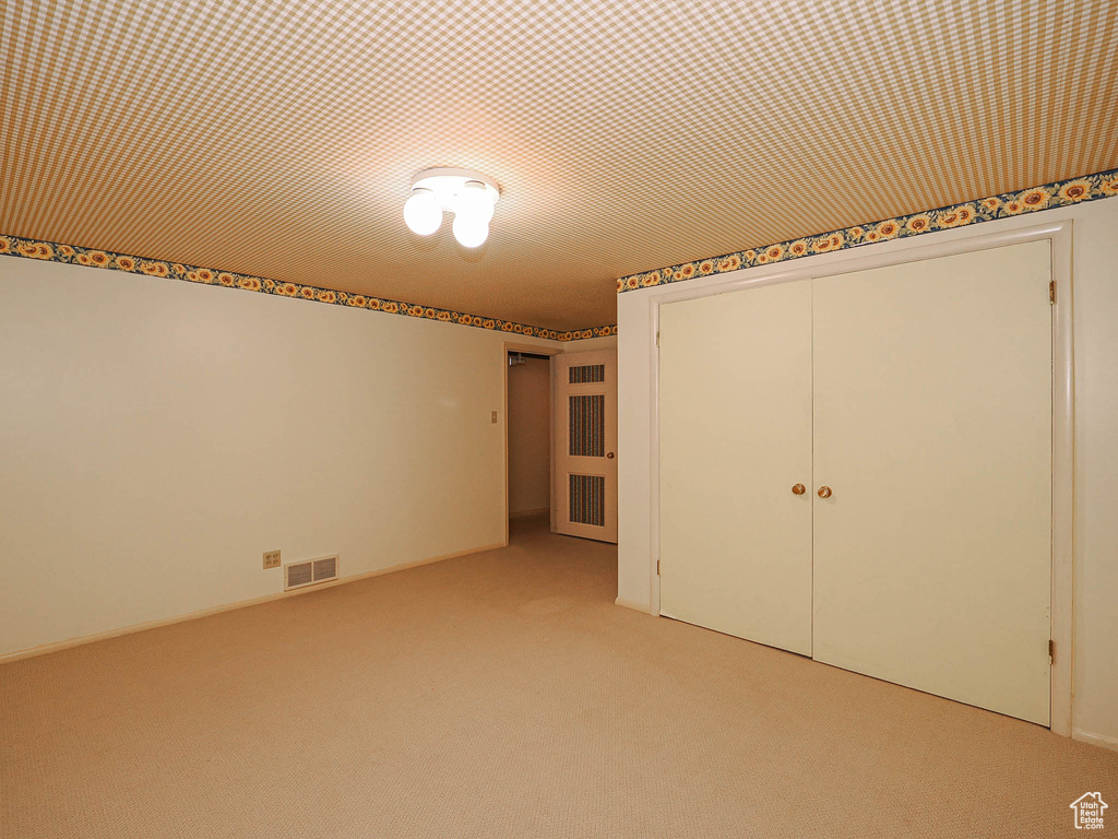 4893 S REGENCY ST Holladay, UT 84117