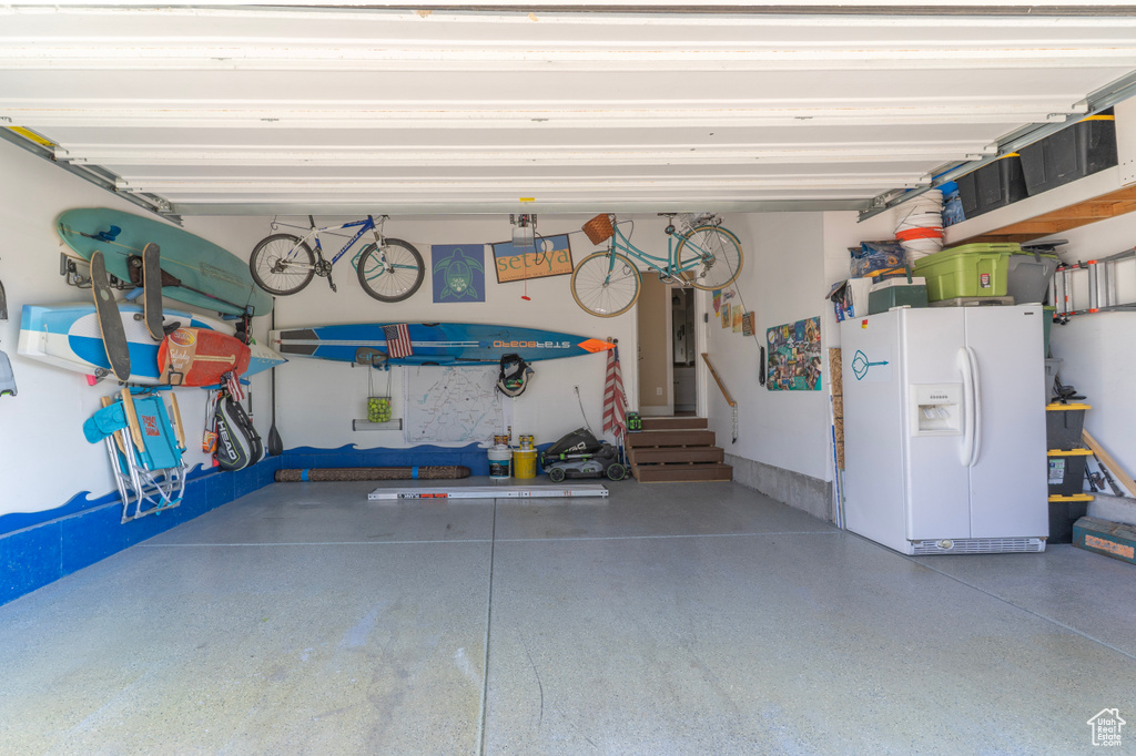 10296 S SALMON DR South Jordan, UT 84095