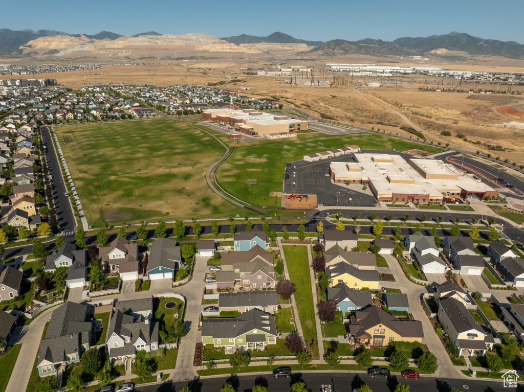 10296 S SALMON DR South Jordan, UT 84095