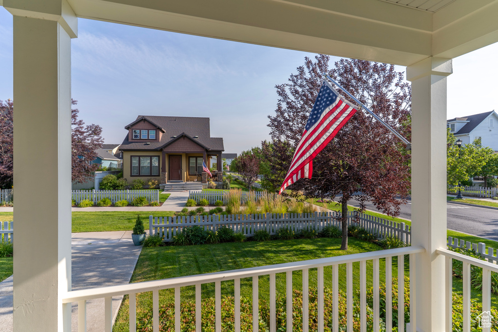 10296 S SALMON DR South Jordan, UT 84095