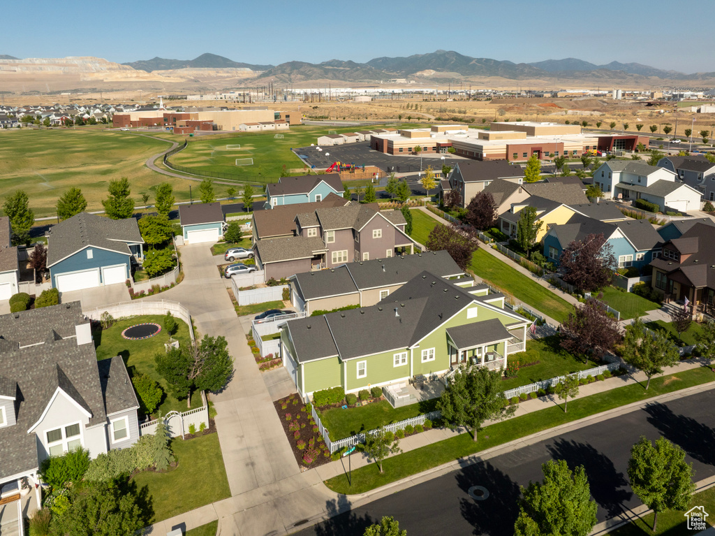 10296 S SALMON DR South Jordan, UT 84095