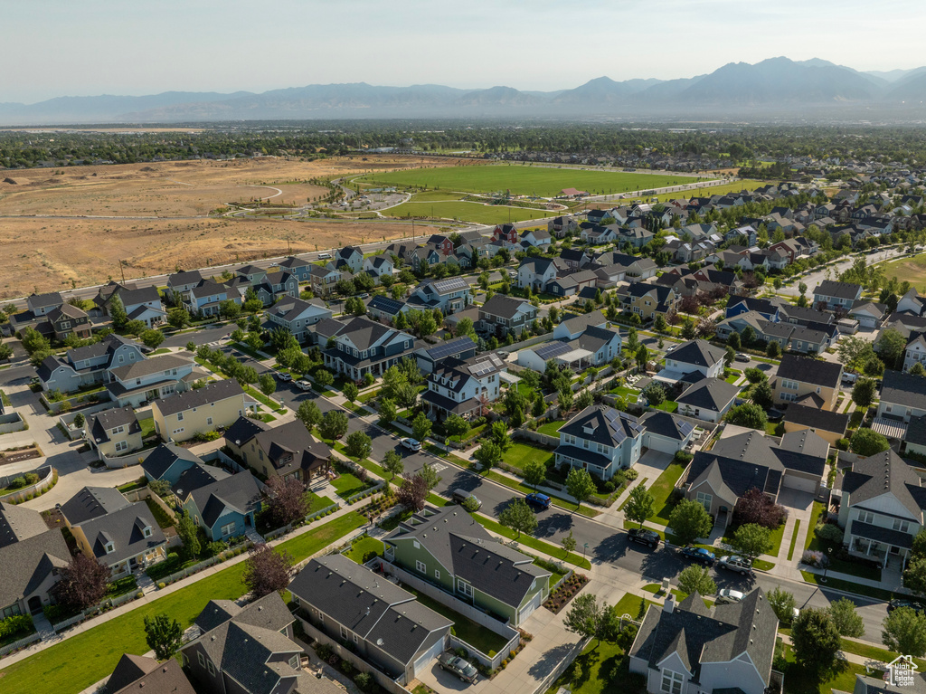 10296 S SALMON DR South Jordan, UT 84095
