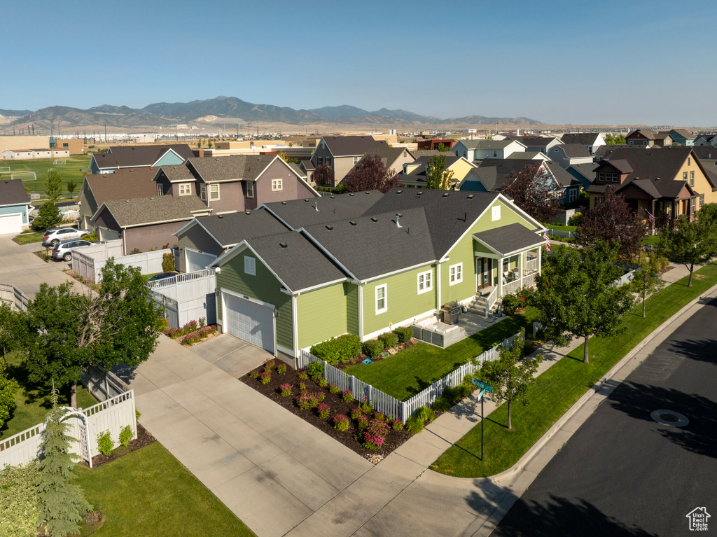 10296 S SALMON DR South Jordan, UT 84095
