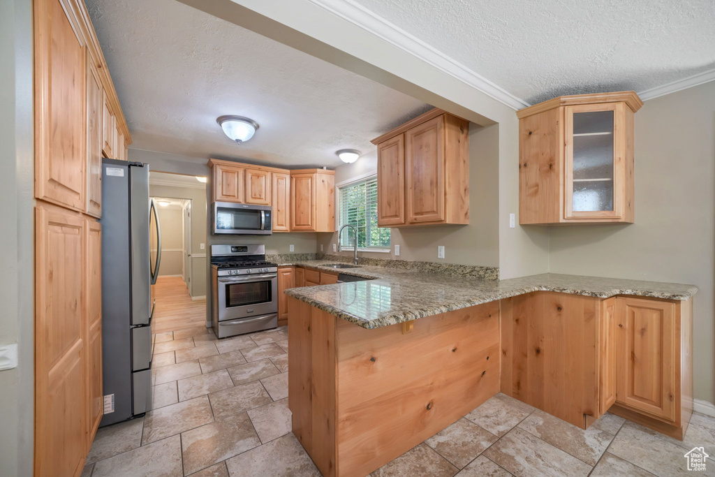 8916 S COBBLE CREST LN Sandy, UT 84093
