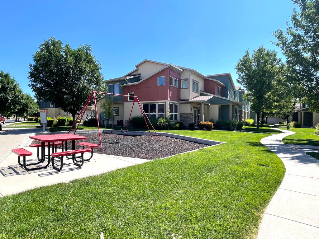 Surrounding community with a lawn